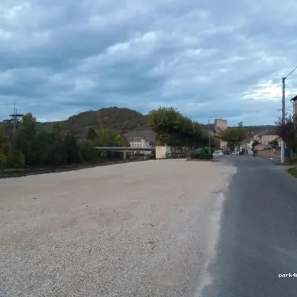 aire-campingcar-luzech
