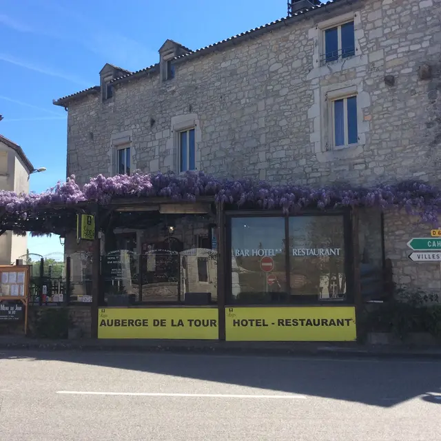 Auberge de la Tour Sauzet
