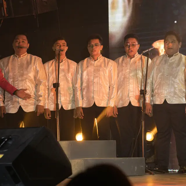 bhong-bahala-PzIqHpGbZek-unsplash