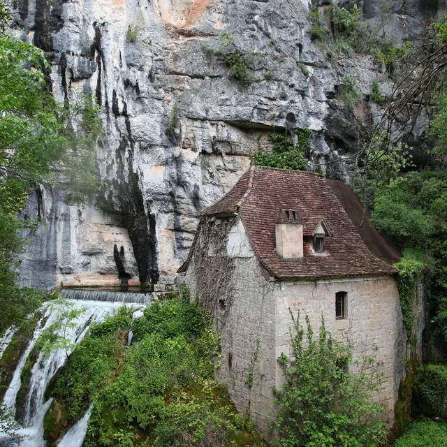 cabrerets-moulin-de-la-pescalerie-scaled