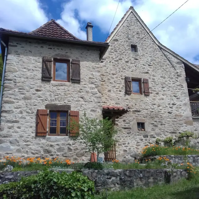 la vieille maison en pierre
