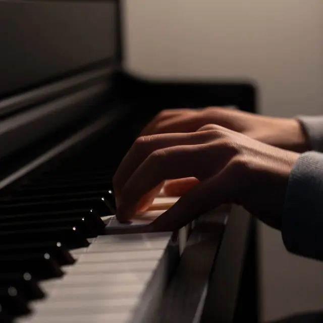 chris_muschard-piano-4798138