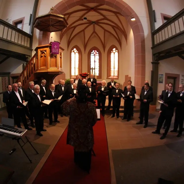 church-choir-408412_1280