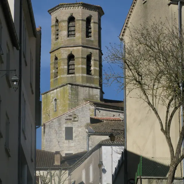 clocher st hilaire