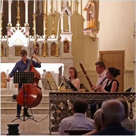 ensemble Temple
