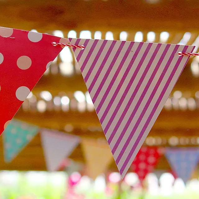 flags-2522544_1280(1)