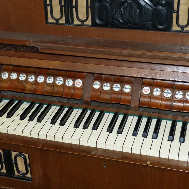 harmonium-891544_1280