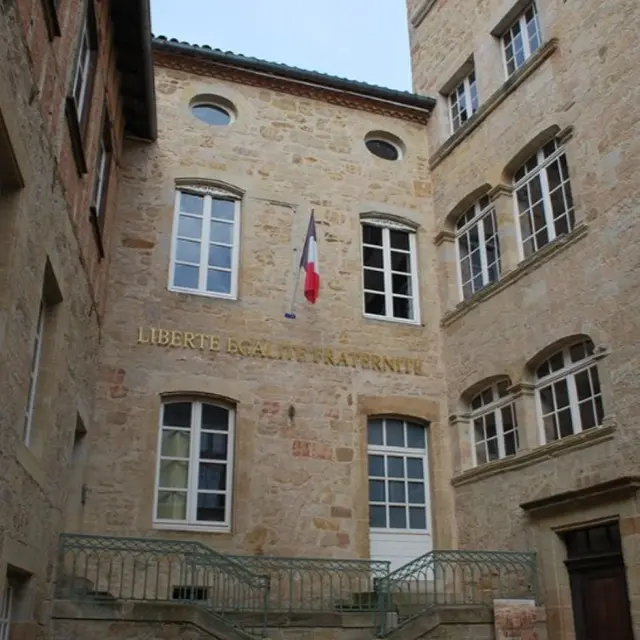 hotel de ville figeac
