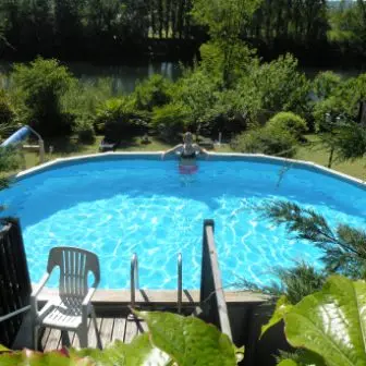 piscine privé , 7,30 x 4,60 m ( jardin niveau 1)