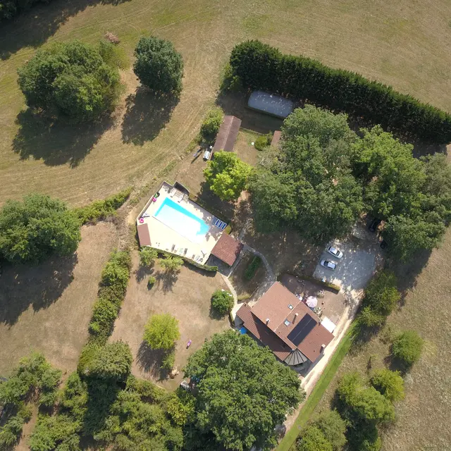 LES GÎTES MÉRILHAC VUE DU CIEL