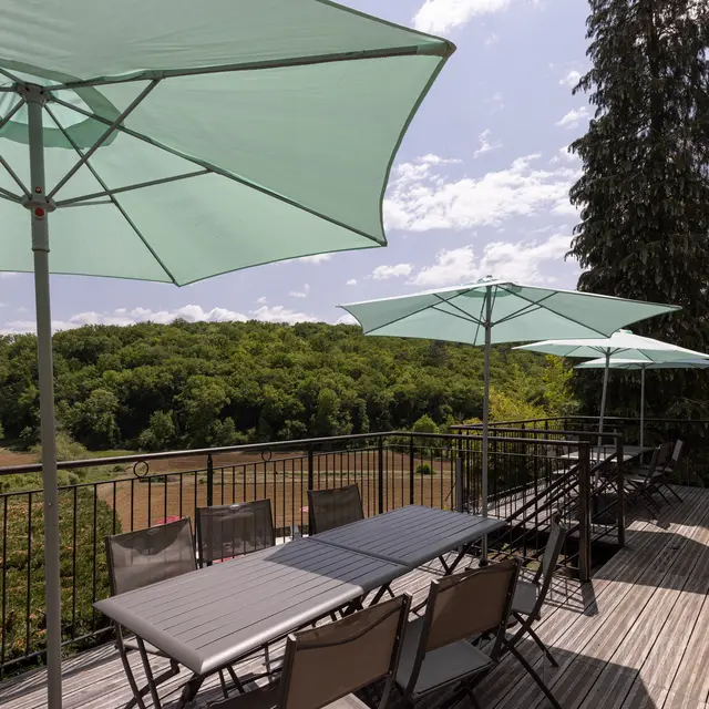 les_maurelles_platane-terrasse_perigord