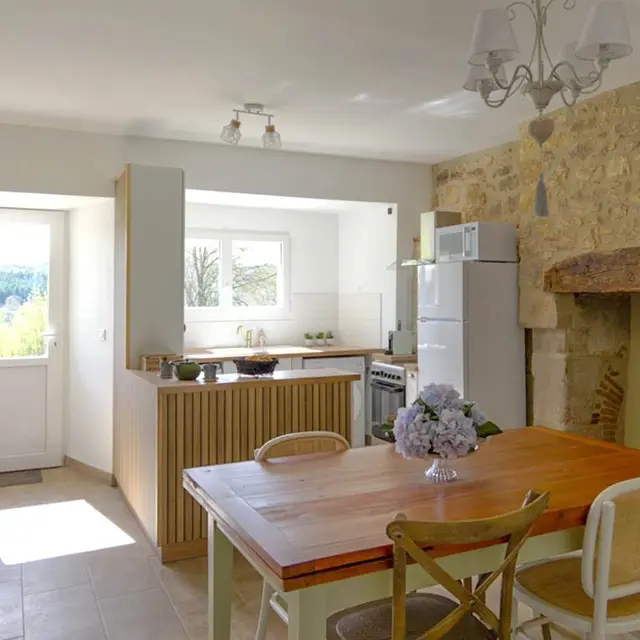 Gîte Bouriane - Salle à Manger & Cuisine