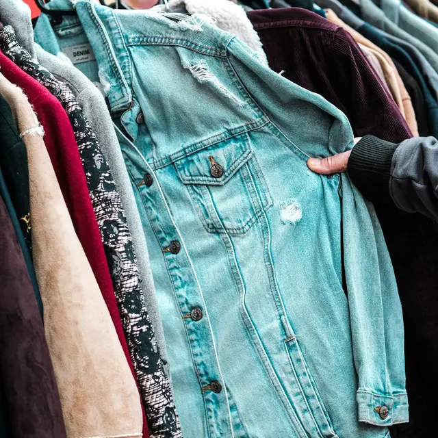 Foire aux vêtements
