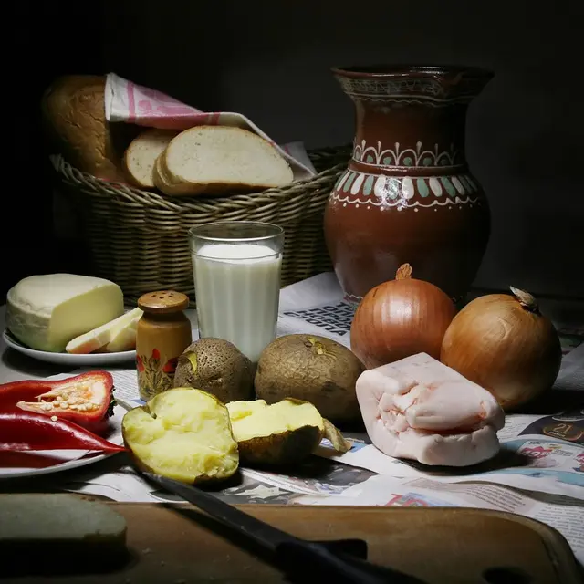 peasant-dinner-4823706_1280