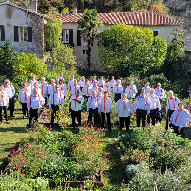 photo-chorale-de-douelle-1-scaled