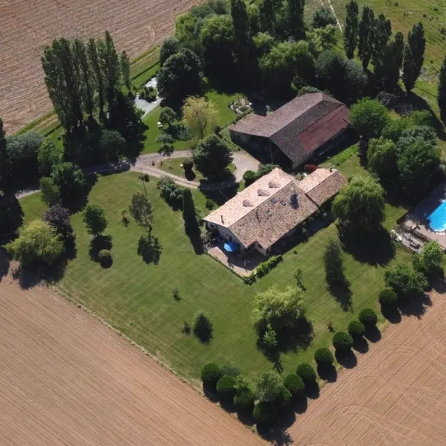 102814787_734942327315704_8741259934949179392_n