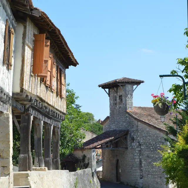 15_Sens dessus-dessous Saint-Antoine de F