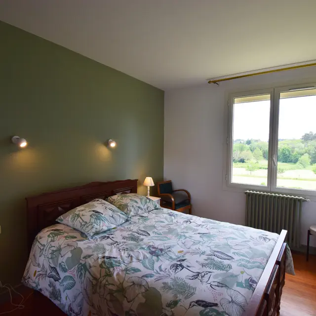 HLOAQU047V50IVGV-2025-1