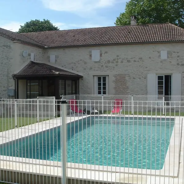 HLOAQU047V500J0A_PENNEDAGENAIS_LGC200_maisonetpiscine01
