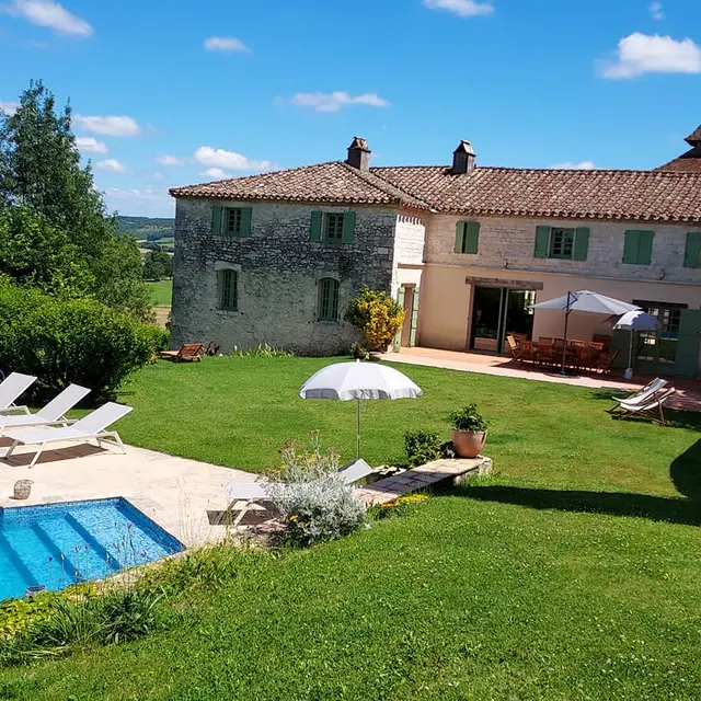 HLOAQU047V50FMQV_extérieur