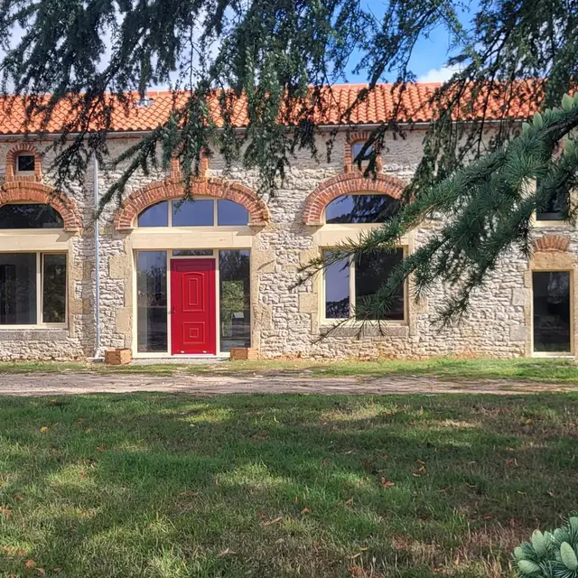 HLOAQU047V50K4R5_THEZAC_GiteDeLancement_photo