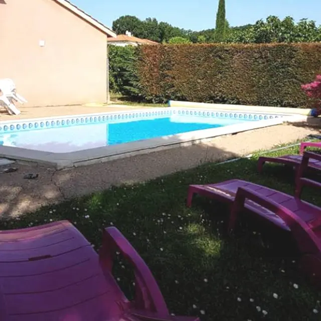 calb8239BeralGiteBAS_W2_jpg