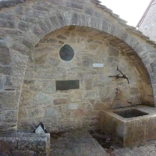 Fontaine Le Massegros
