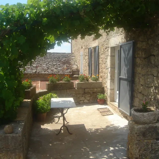 HLOLAR048V508QFI_01_V