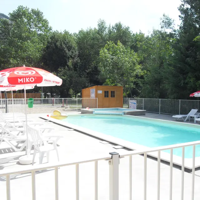 HPALAR048V503GZE - Piscine du camping