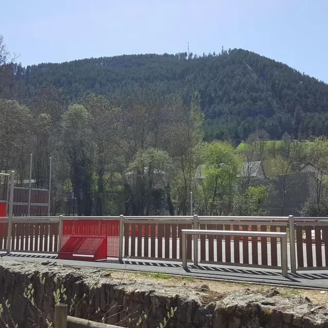 Terrain multi-sport Chanac