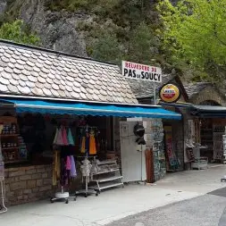 boutique-de-souvenirs