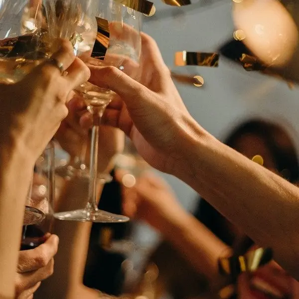 party-fete-été-traiteur-paris-animation-people