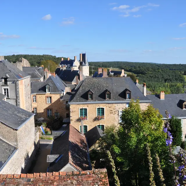 Village de Sainte-Suzanne
