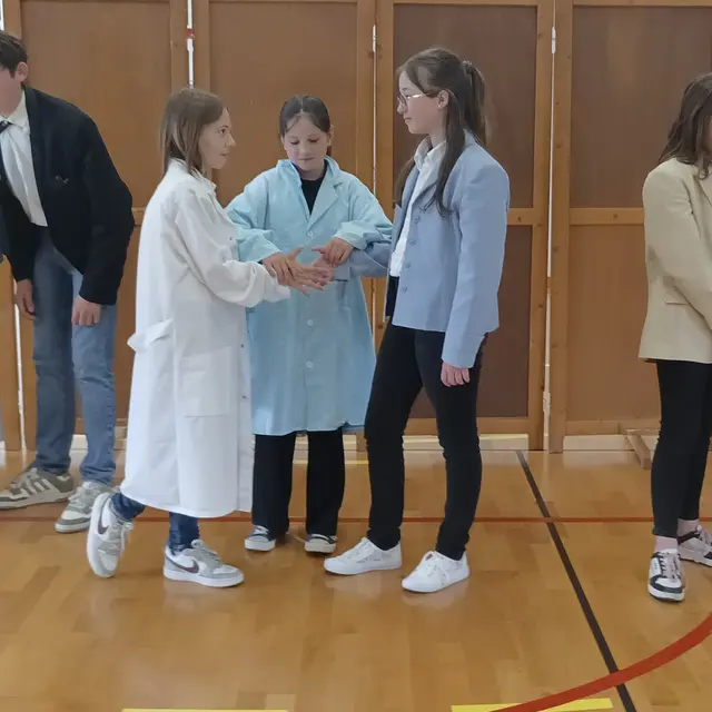 202506 Arlequin et Cie troupe
