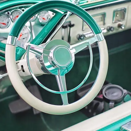 vintage-car-852239_640