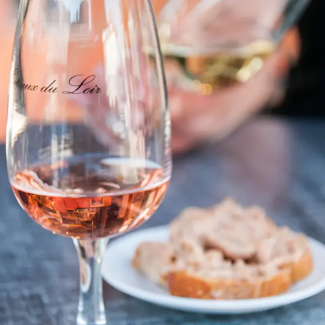 Bar à Vins Le Jasnières_La Chartre sur le Loir