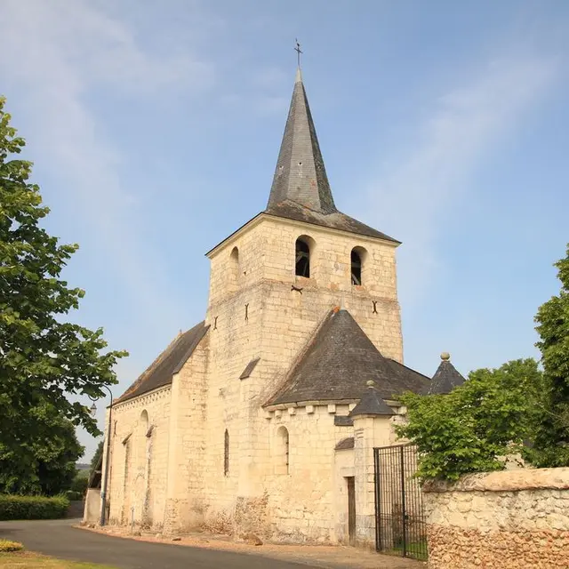eglise-chatrene-credit-chateau-de-bauge--1-