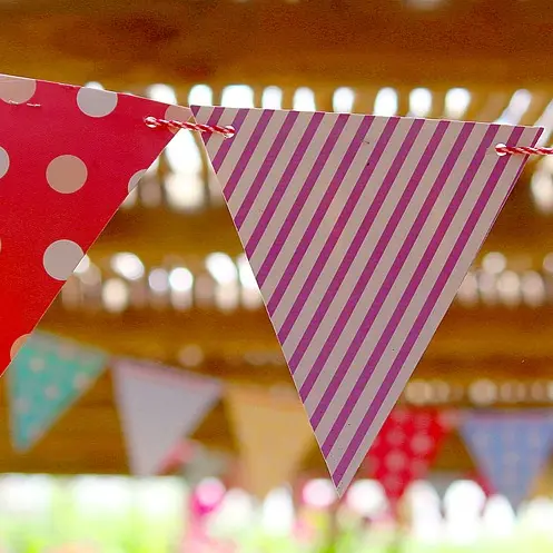 fete village flags-2522544_960_720