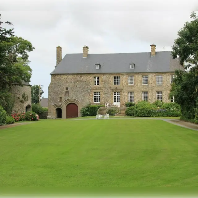 50200-Saint-Malo-de-la-Lande-Château-manoir-ass Patrimoine Saint Malo de la Lande