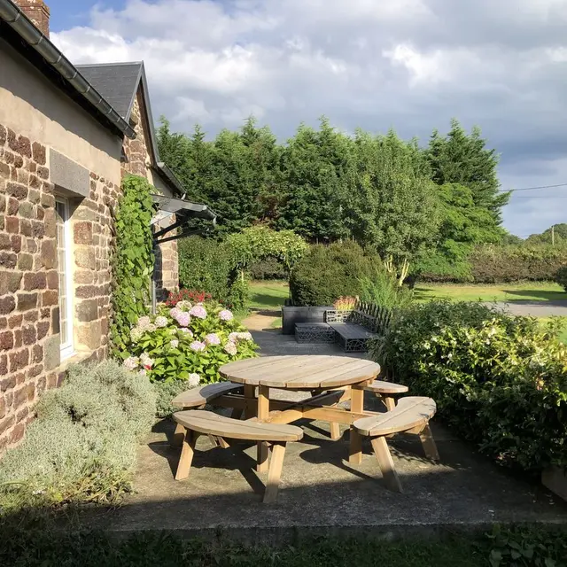 0-hudimesnil-meuble-cottage-le-gire