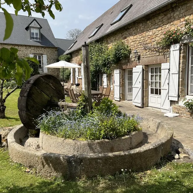 0-saint-pierre-langers-meuble-cider-cottage