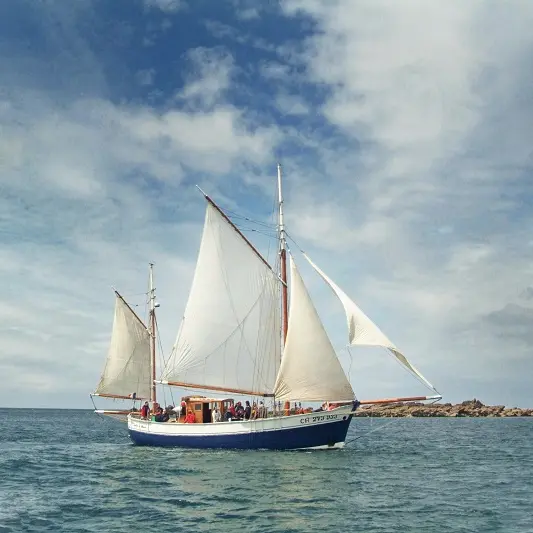 2017-CHARLES MARIE- COPYRIGHT ESPRIT GRAND LARGE