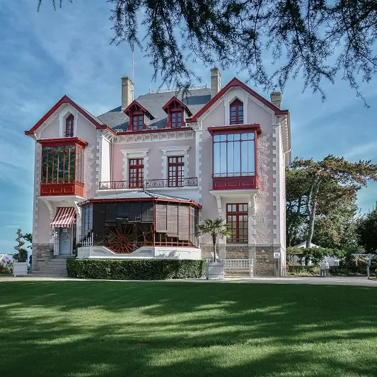 2018 - Villa Dior_8 BD © Benoit Croisy, coll. ville de Granville