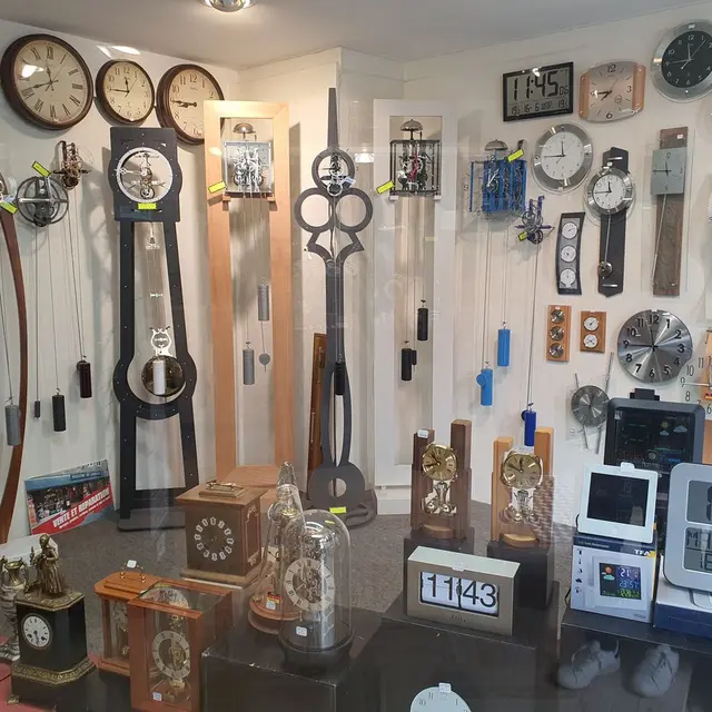 villedieu-les-poeles-royaume-de-l-horloge-1