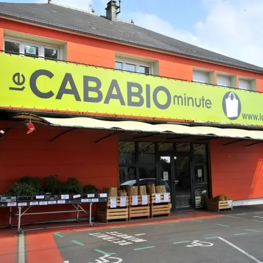 COmmerce Coutances Cababio (2)