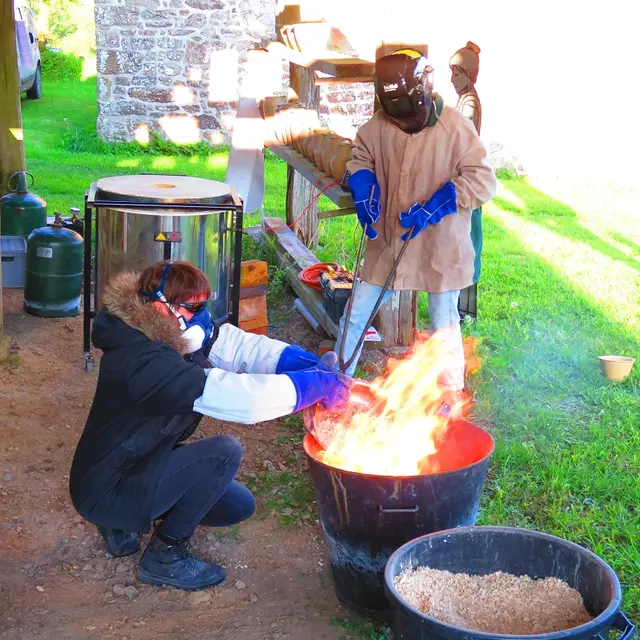 Ger_Musée de la céramique_Demonstrations-de-cuisson-Raku