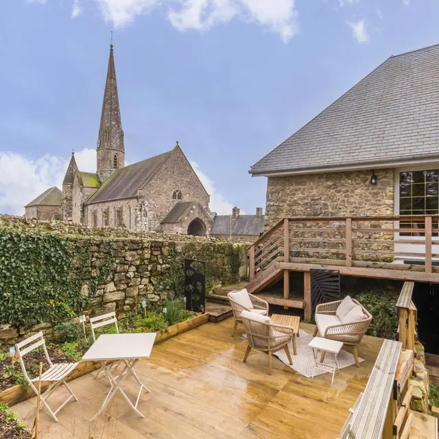 Le Portail du Petit Mont