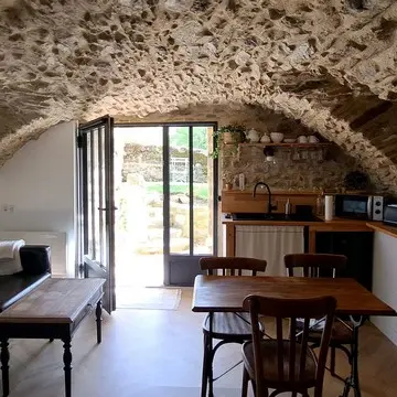 Gite coutances lecrosnier Magali cave voutée des 3 piliers (3)