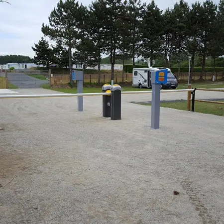 Hauteville-sur-Mer_aire camping-car Le Sud_1