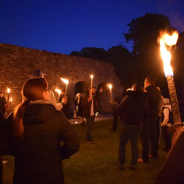 PEL_La Lucerne d'outremer_Abbaye_Visite flambeaux